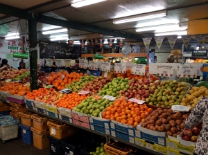 fruit and veggie market